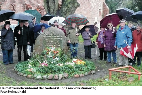 Gedenkstein für die Opfer von Flucht und Vertreibung an der Plattenburg, Kreis Prignitz, Volkstrauertag2015
