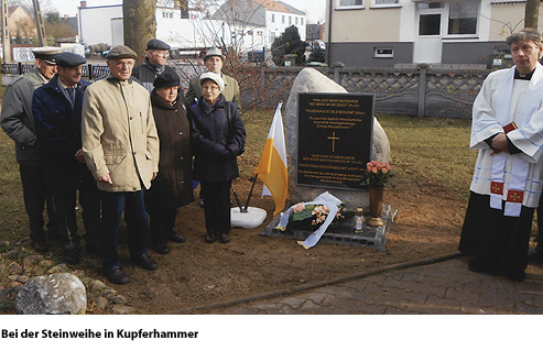 Gedenktafeleinweihung an der ehemaligen ev. Kirche in Miedzichowo / Kupferhammer Nov. 2013