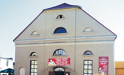 Das jüdische Erbe in Polen ein chinesischer Supermarkt in der ehem. Synagoge Meseritz