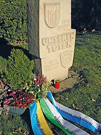 Gedenken zum Volkstrauertag am Kreishaus Paderborn 2022