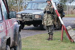 Oktober 2016: Militär-Rallye im Bereich der Bunker des Oder-Warthe-Bogens - Pniewo (OT von Kalau)