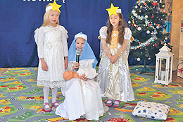 Kindergarten JUTRZENKA in Meseritz wurde schon zum vierten Mal der Wettbewerb der Weihnachts- und Winterlieder veranstaltet.